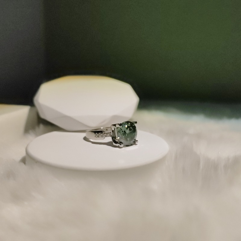 S925 Silver Inlaid 5-Carat Moissanite Ring, Elegant Engagement Ring